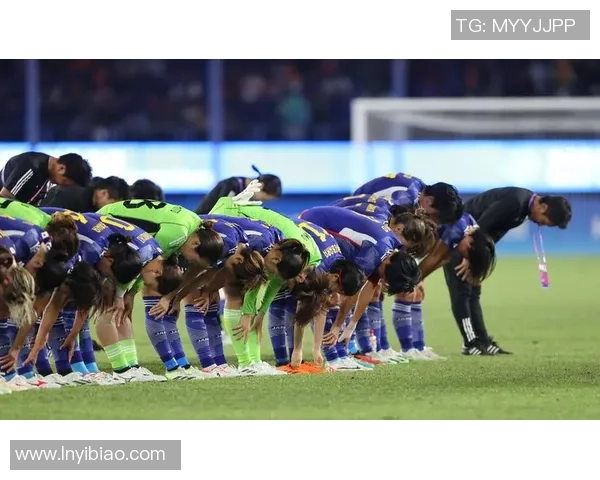 杭州足球队防反战术分析及其在比赛中的得失表现探讨